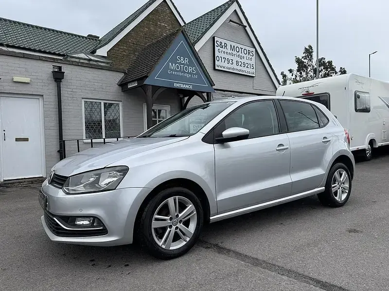 Used VW Polo Match 75 HP (55 kW) 2016 Silver Hatchback