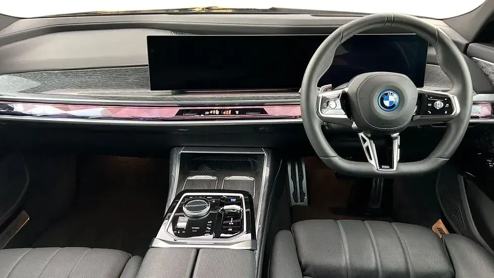Used BMW i7 M Sport 400 kW (544 HP) 2025 Blue Sedan