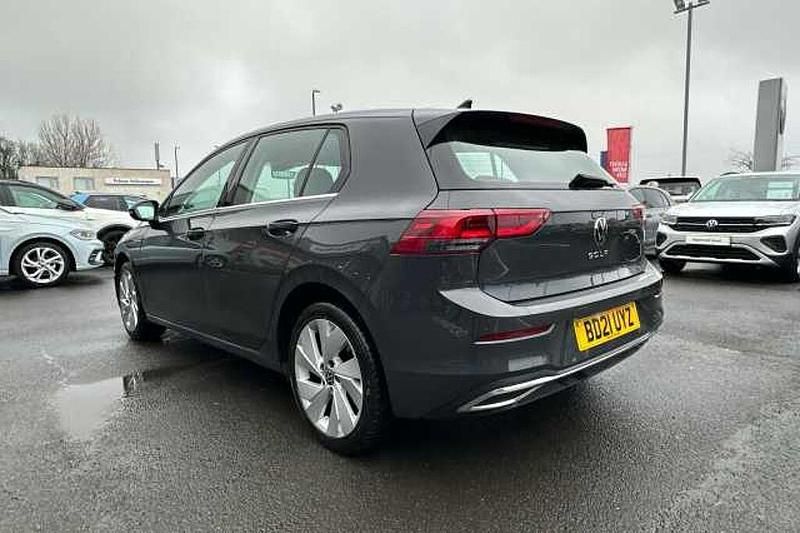 Used VW Golf VIII 130 HP (95 kW) 2021