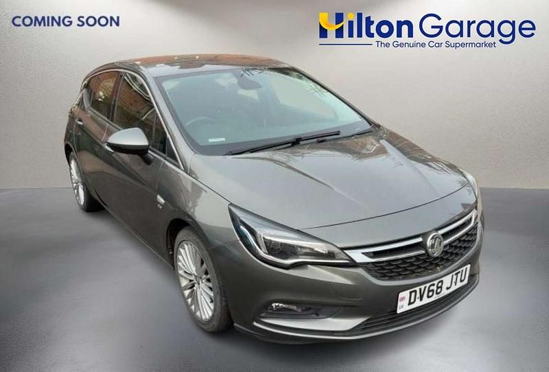 Used Vauxhall Astra Elite 200 HP (147 kW) 2018 Grey Hatchback