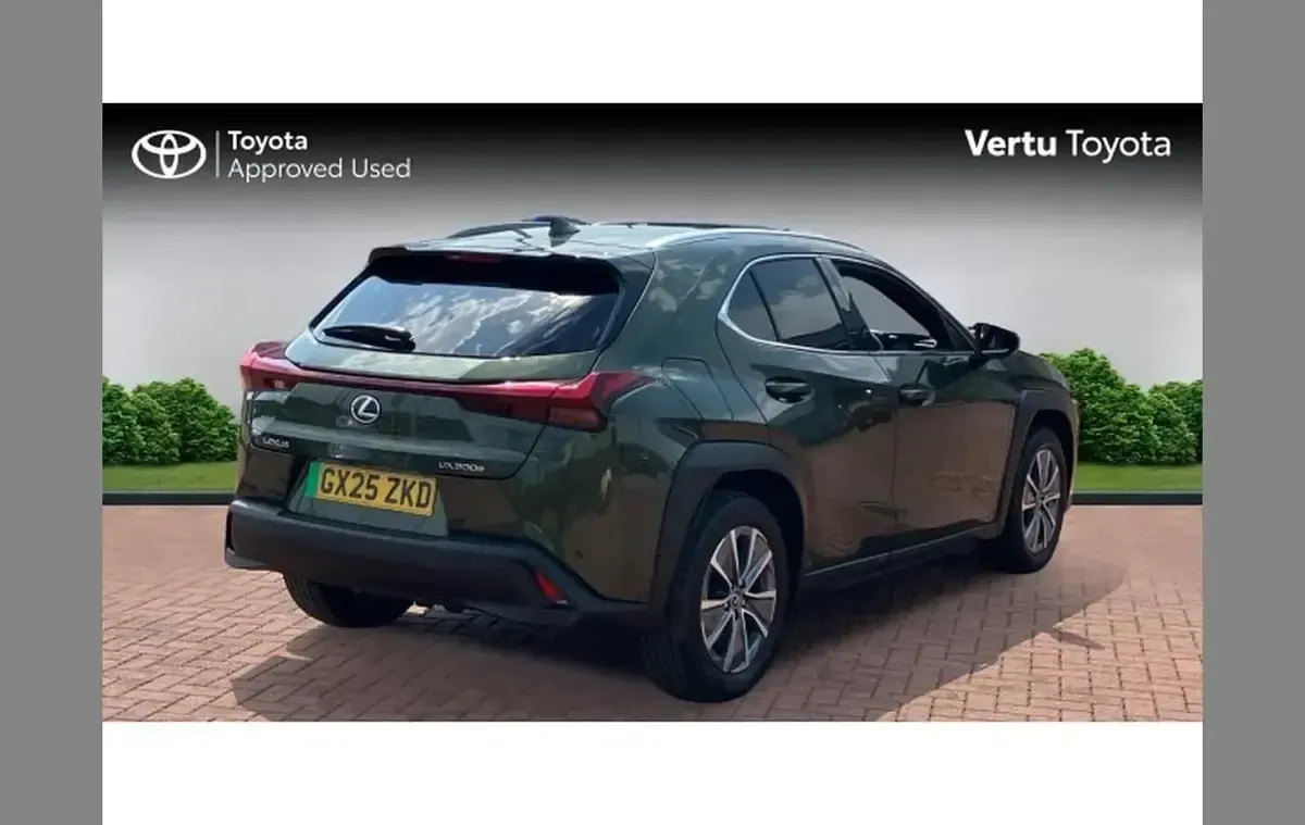Used Lexus UX 300e 150 kW (204 HP) 2025 Green SUV