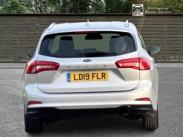Used Ford Focus Titanium 125 HP (91 kW) 2019 Silver Estate