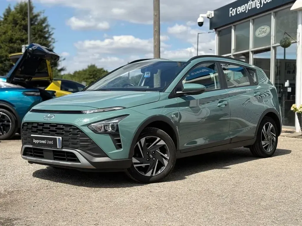 Used Hyundai Bayon SE 100 HP (73 kW) 2023 Green SUV