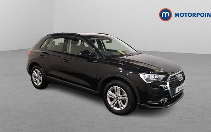 Used Audi Q3 150 HP (110 kW) 2022 Black SUV