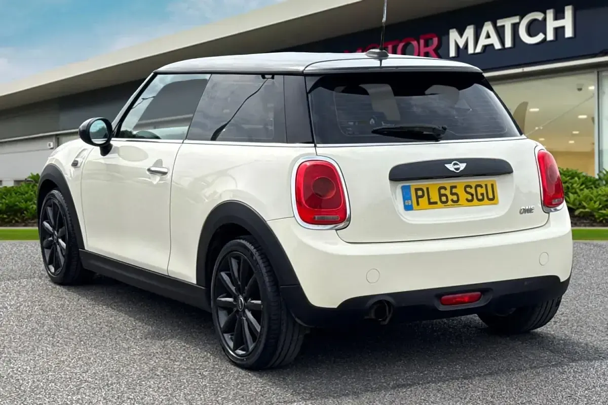 Used Mini ONE Hatch 2016 White Hatchback