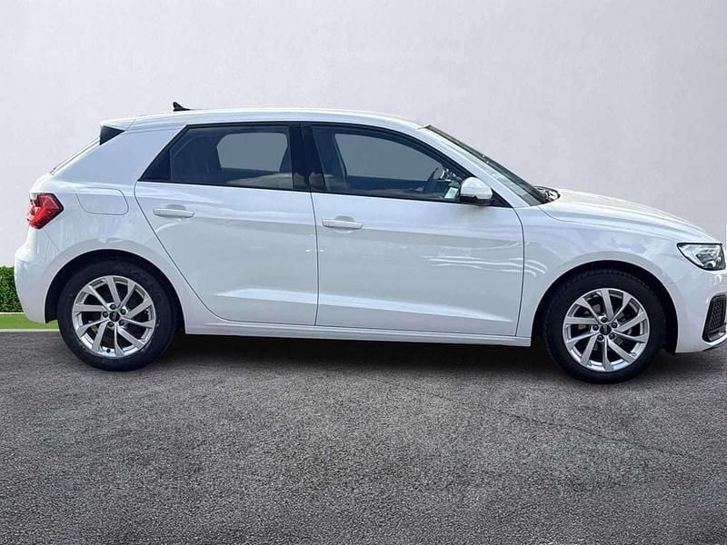 Usado Audi A1 Sport 95 HP (69 kW) 2025 Branco SUV