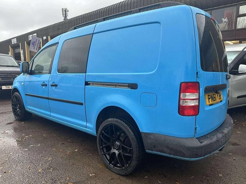 Used VW Caddy Maxi 102 HP (75 kW) 2011 Blue MPV