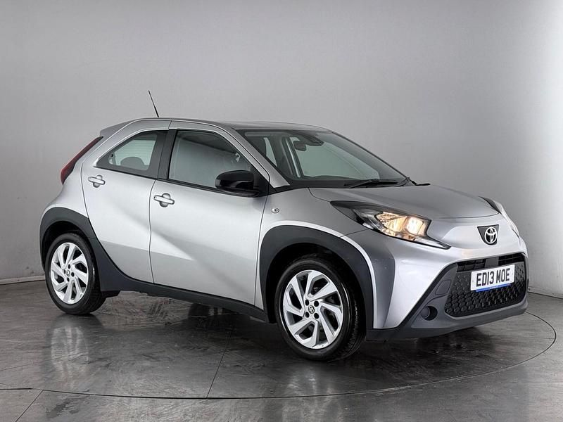 Silver Used 2023 Toyota Aygo X PURE SUV | £12,200 (Good price) - Image 1/4