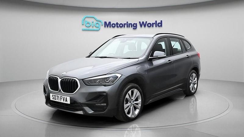 Used BMW X1 Sport Line 220 HP (161 kW) 2021 Grey SUV