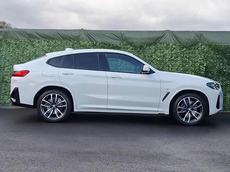 Usado BMW X4 M Sport 187 CV (137 kW) 2023 Blanco SUV