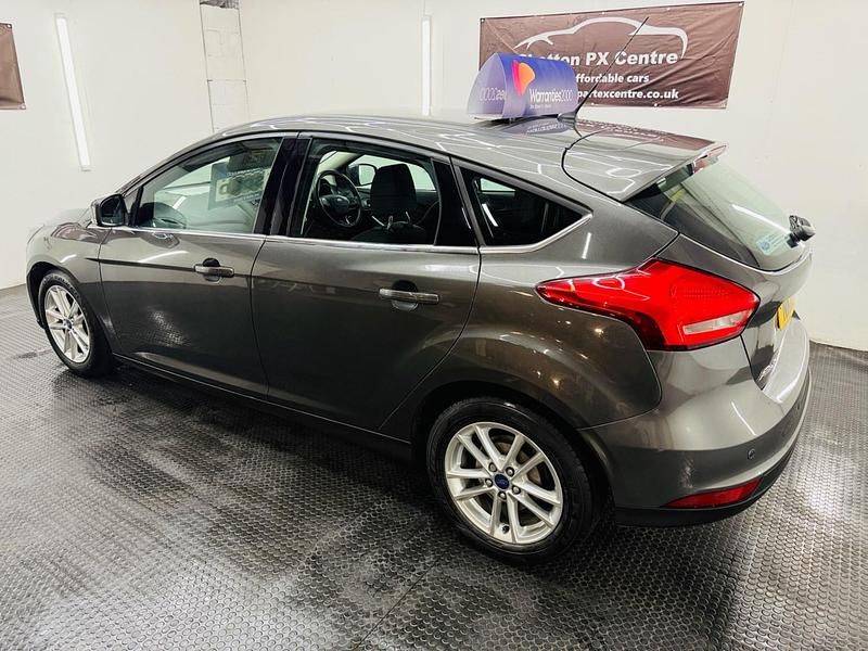Used Ford Focus Zetec 2016 Grey Hatchback