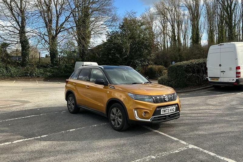 Used Suzuki Vitara SZ-T 116 HP (85 kW) 2024 Yellow SUV