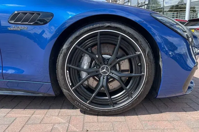 Used Mercedes AMG GT Premium Plus 415 HP (305 kW) 2025 Blue Coupe