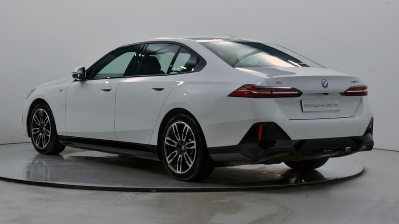 Used BMW i5 M Sport 250 kW (340 HP) 2024 White Sedan