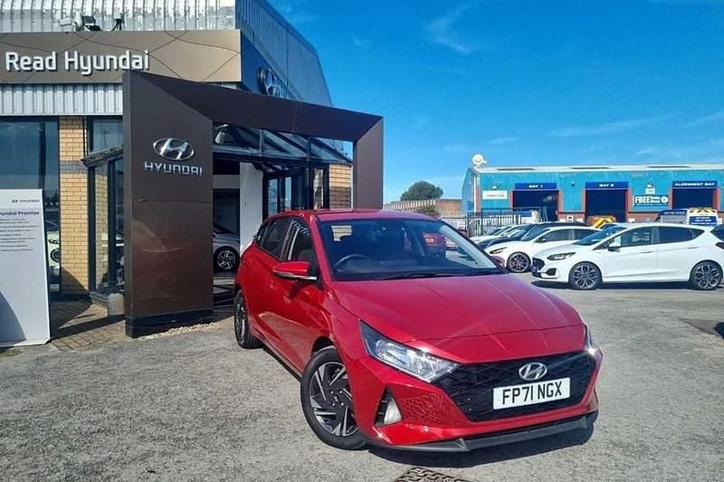 Red Used 2021 Hyundai i20 Edition Hatchback | £11,990 (Good price) - Image 1/1