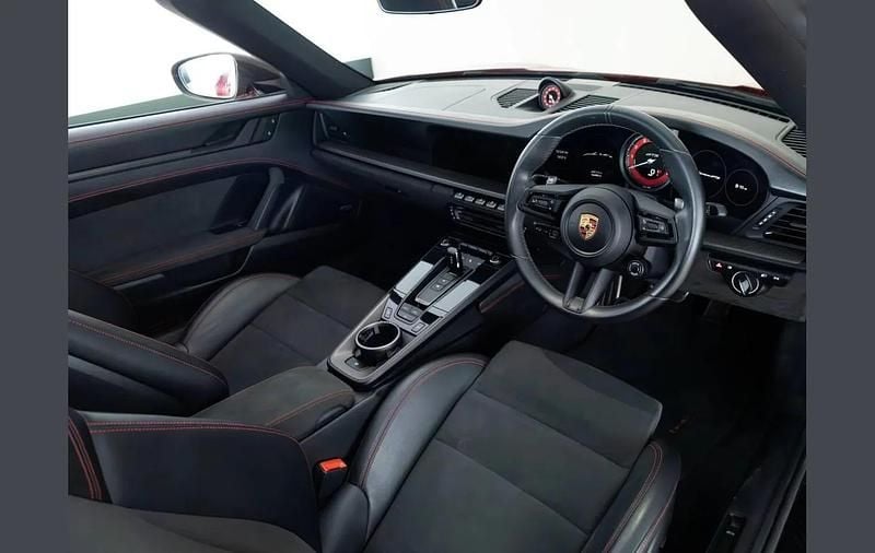 Used Porsche 911 472 HP (347 kW) 2022 Red Cabriolet