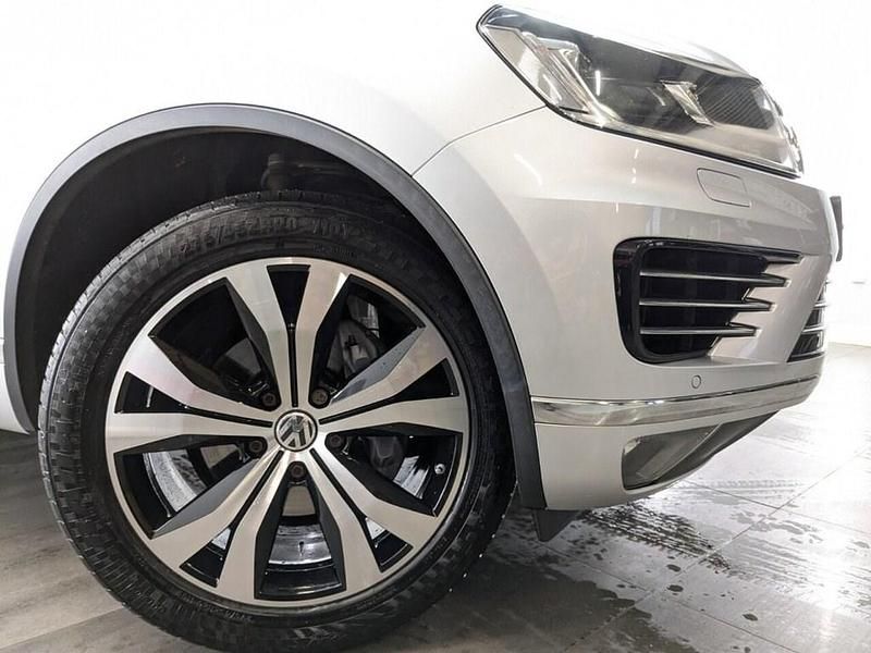 Used VW Touareg R-line 262 HP (192 kW) 2015 Silver SUV