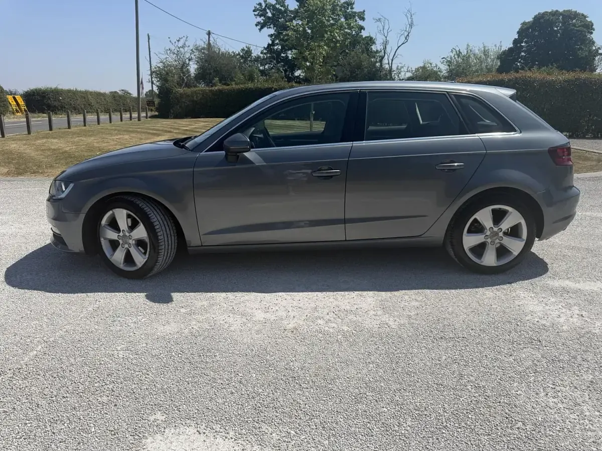 Used Audi A3 Sportback Sport 150 HP (110 kW) 2015 Grey Hatchback