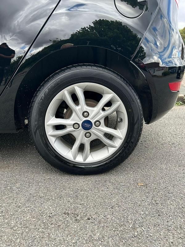 Used Ford Fiesta Zetec 2016 Black Hatchback