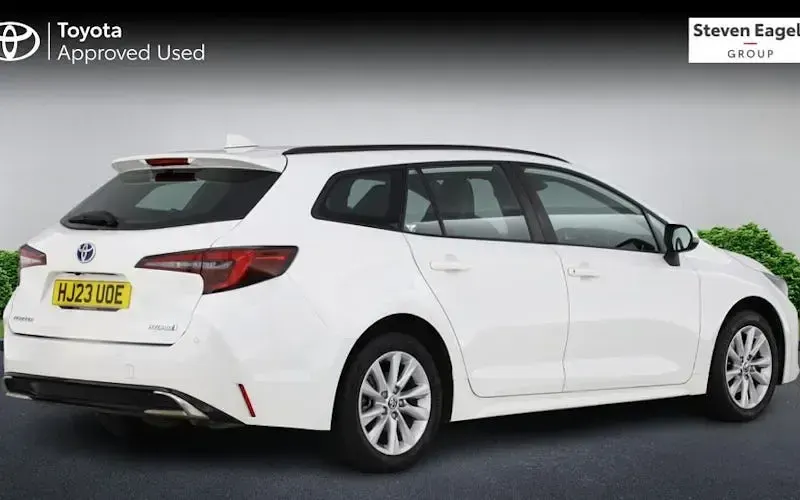 Used Toyota Corolla 140 HP (102 kW) 2026 Estate