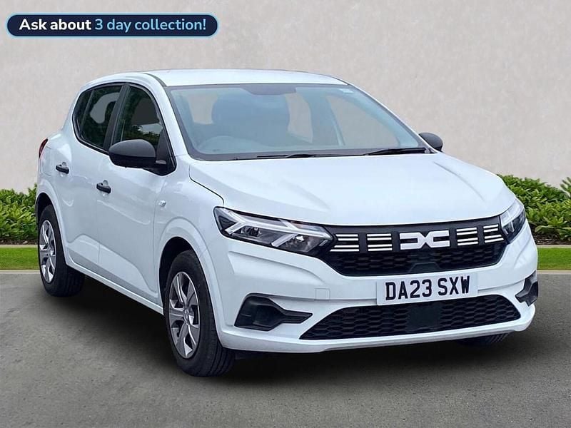 White Used 2023 Dacia Sandero Essentiel Hatchback | £9,779 (Good price) - Image 1/4