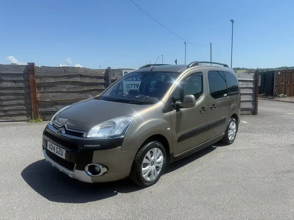 Used Citroën Berlingo XTR 115 HP (84 kW) 2014 Brown MPV