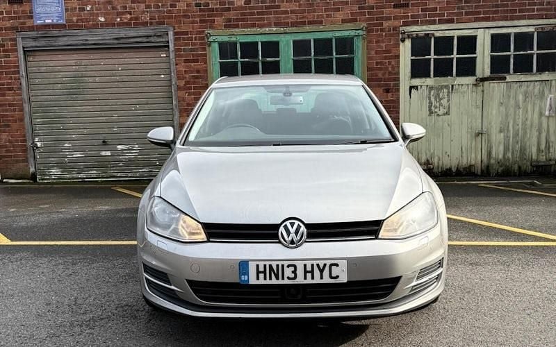 Used VW Golf VII SE 122 HP (89 kW) 2014 Hatchback