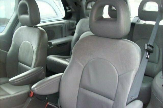 Used Chrysler Voyager 148 HP (108 kW) 2006 MPV