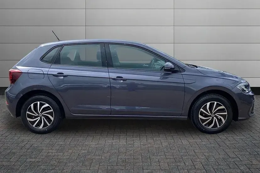 New VW Polo Life 95 HP (69 kW) 2026 Smokey grey Hatchback