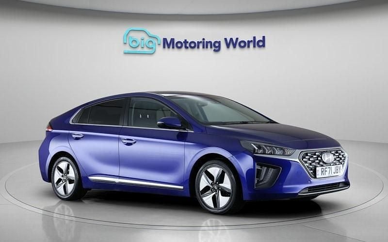 Used 2021 Hyundai Ioniq Premium SE Sedan | £15,900 (Fair price) - Image 1/4