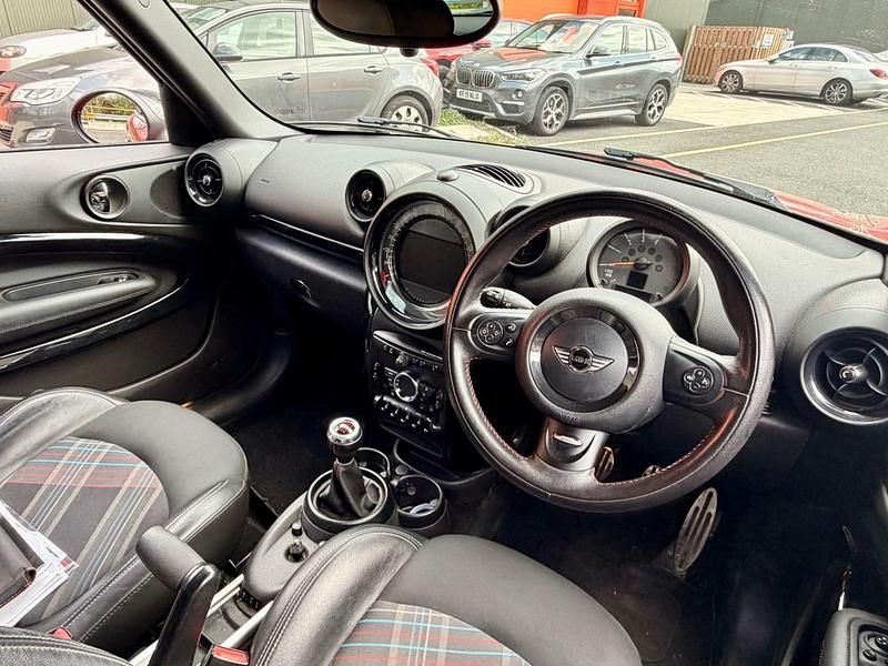 Usado Mini Cooper S Coupé 2017 Vermelho Coupé