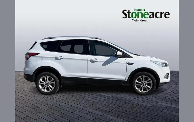 Used Ford Kuga Titanium 120 HP (88 kW) 2018 White SUV