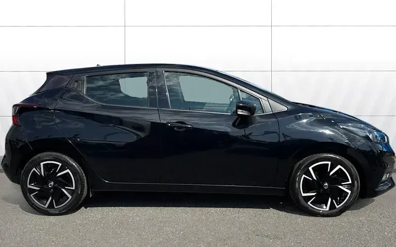 Used Nissan Micra Acenta 92 HP (67 kW) 2022 Hatchback