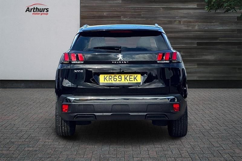 Black Used 2019 Peugeot 3008 Allure SUV | £12,490 (Fair price) - Image 1/4