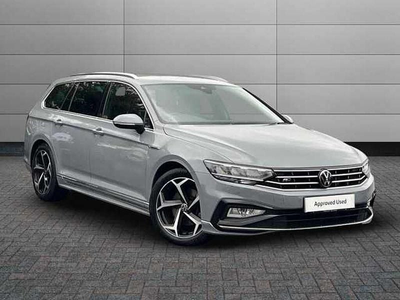 Used 2023 VW Passat Estate | £27,290 - Image 1/4