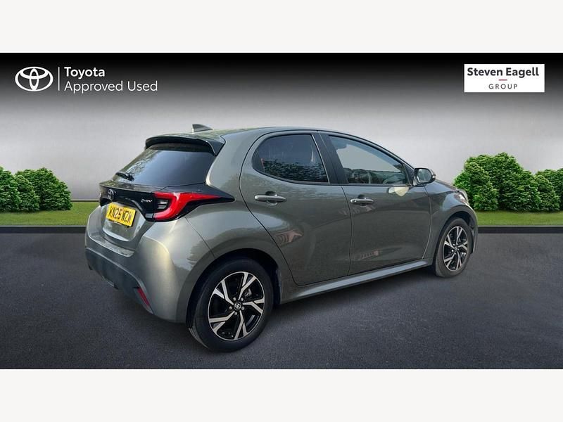 Used Toyota Yaris Hybrid Design 2025 Bronze Hatchback