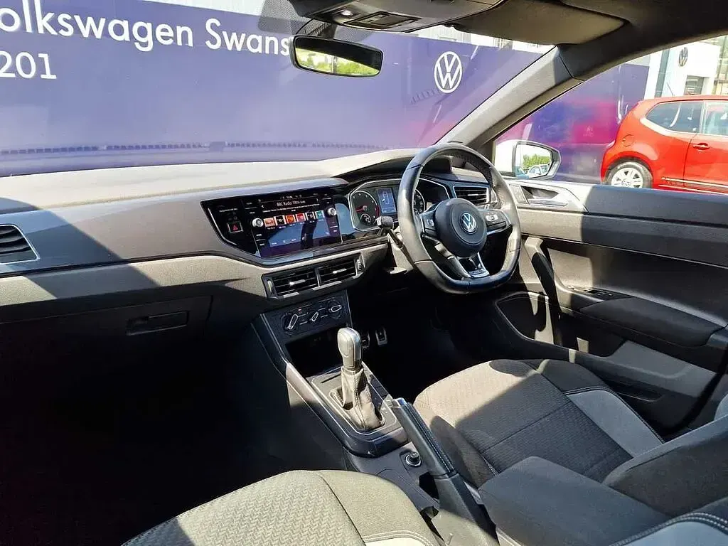 Used VW Polo 110 HP (80 kW) 2021 Hatchback
