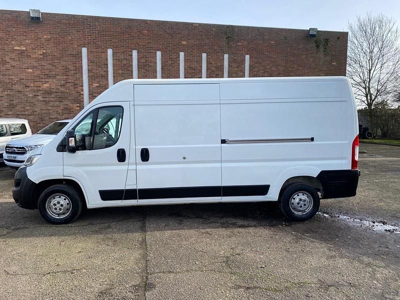 Begagnad Citroën Relay 2021 Vit Van