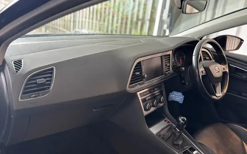 Used Seat Leon XCELLENCE 131 HP (96 kW) 2020 Hatchback