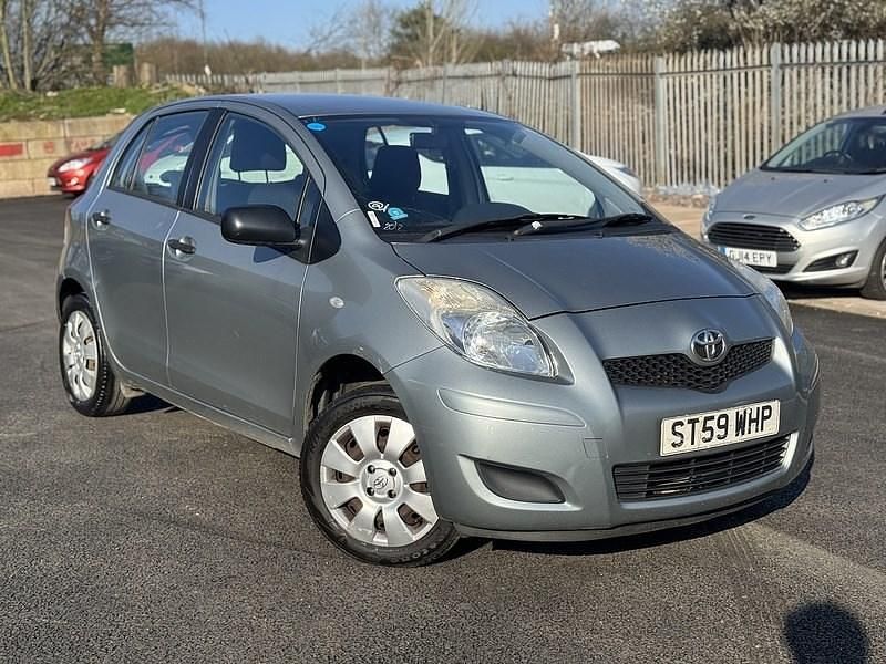 Used Toyota Yaris T2 2010 Silver Hatchback