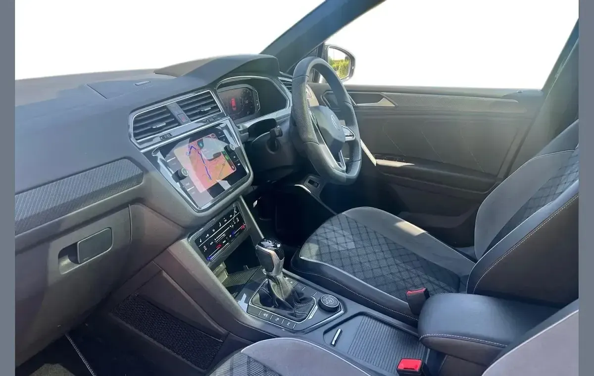 Used VW Tiguan Allspace R-line 150 HP (110 kW) 2022 Black SUV