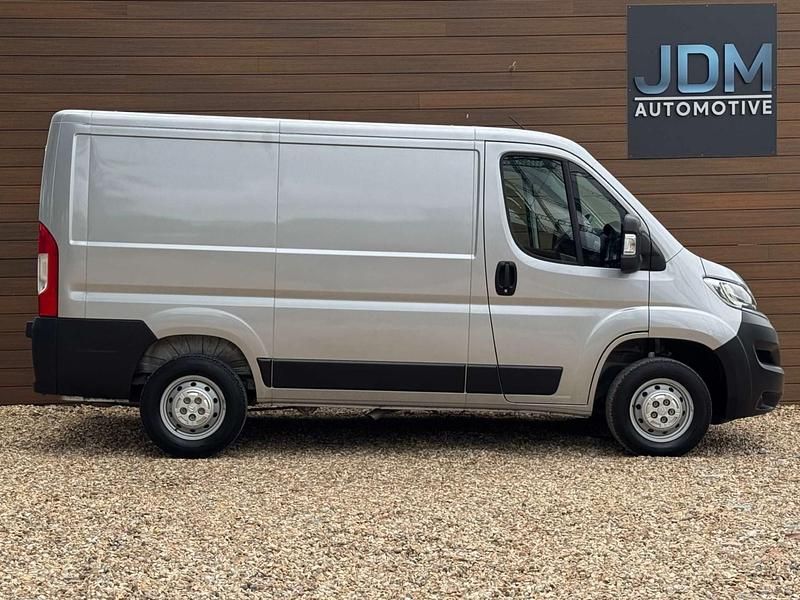 Used Citroën Relay 120 HP (88 kW) 2023 Grey Van