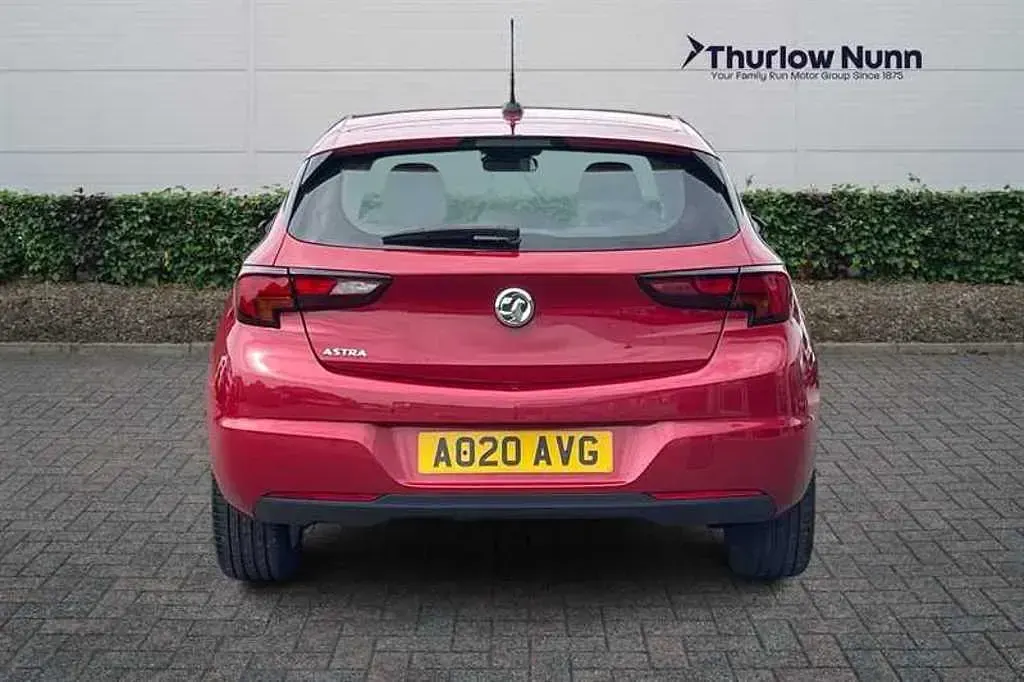 Used Vauxhall Astra SRi 145 HP (106 kW) 2020 Red Hatchback