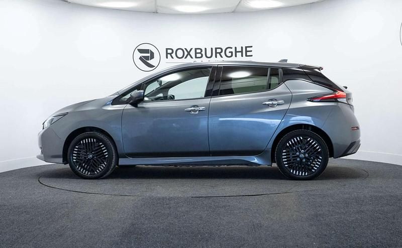 Used Nissan Leaf N-Connecta 160 kW (218 HP) 2022 Grey Hatchback