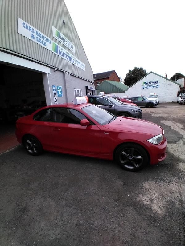Used BMW 120 Coupé Sport Line 170 HP (125 kW) 2012 Red Coupe
