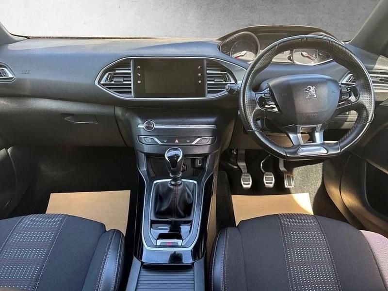 Used Peugeot 308 GT-line 130 HP (95 kW) 2020 Blue Hatchback