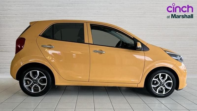 Used Kia Picanto 66 HP (48 kW) 2023 Yellow Hatchback