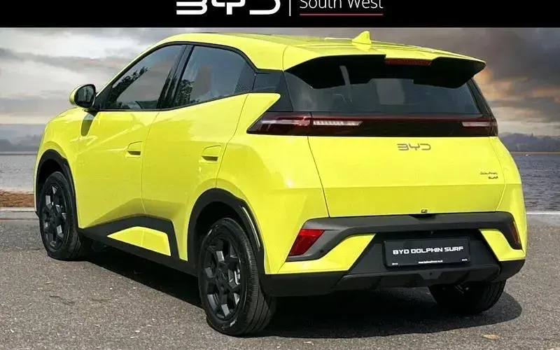 New BYD Dolphin Surf Comfort 114 kW (156 HP) 2026 Green Hatchback