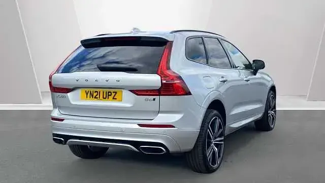 Used Volvo XC60 R-Design Pro 295 HP (216 kW) 2021 SUV