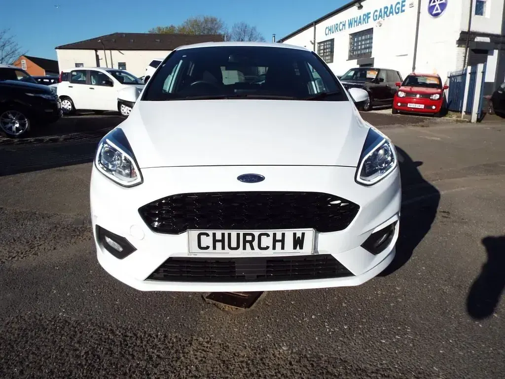 Used Ford Fiesta ST-Line X 125 HP (91 kW) 2020 White Hatchback